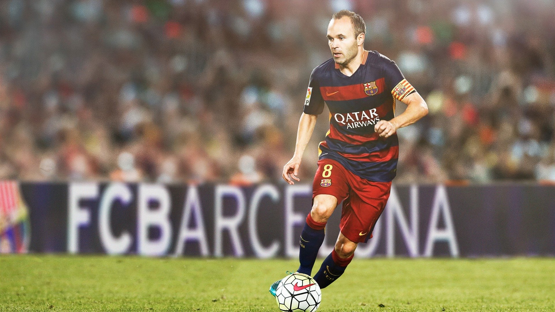 mk体育现在-C罗与队友亲密互动，更衣室氛围融洽，c罗与球迷合影